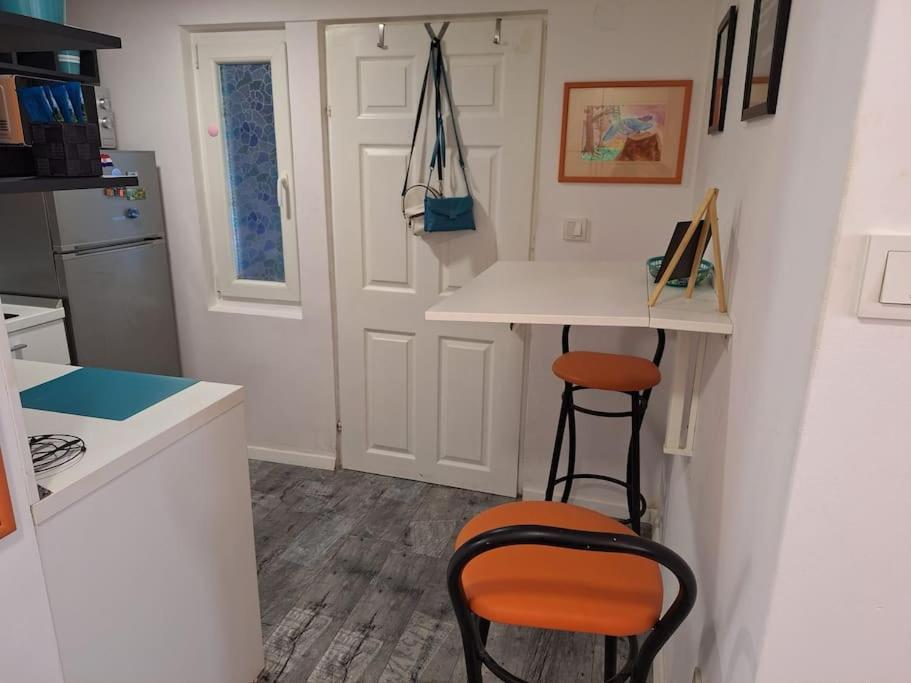 New Emmy With Free Street Parking Apartment Zagreb